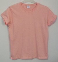 Womens Gildan NWOT Melon Short Sleeve T Shirt Size L - $5.95