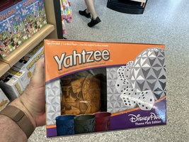 Disney Parks Yahtzee Theme Park Edition Game NEW image 2