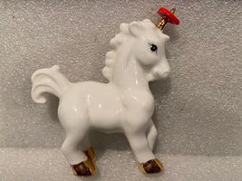 3.5" Ceramic Unicorn w/Heart Through Horn *Pre-Owned w/Slight Scratching... - $15.99