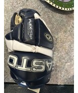 Easton Hockey Glove Ultra Lite Pro 14&quot; 36cm RIGHT HAND ON - £20.67 GBP