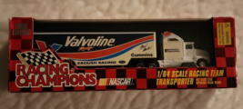 Mark Martin #6 Nascar Racing Champions 1:64 Scale Racing Team Transporte... - £10.23 GBP