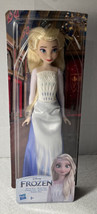 Disney&#39;s Frozen Queen Elsa Shimmer Fashion Doll (F3523) BRAND NEW - £17.34 GBP