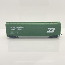 Tyco HO Scale Burlington Northern BN 100024 Freight Train Box Car Green - £5.44 GBP
