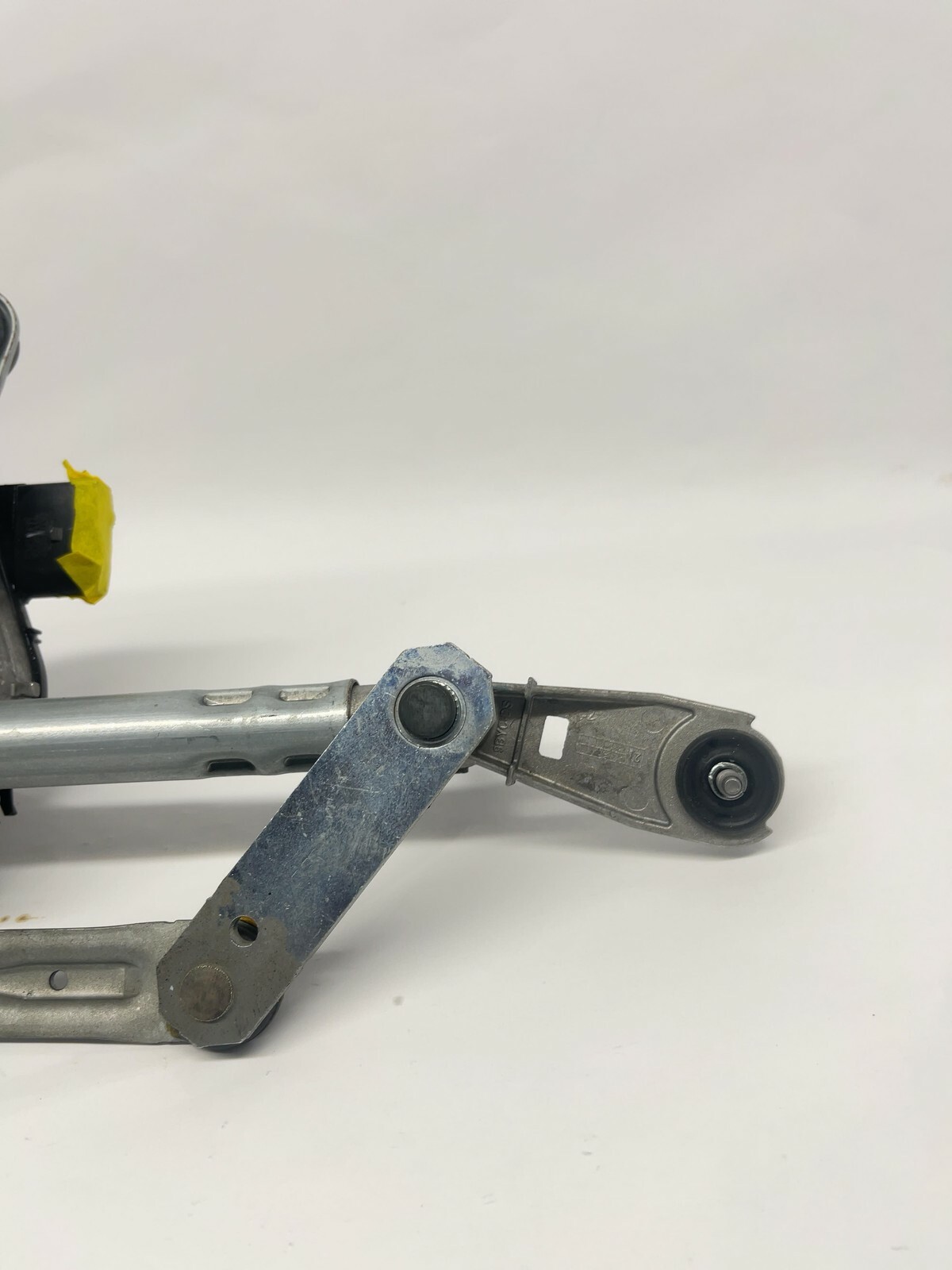 2021-2025 Chevrolet Trailblzer 1.3L Front Windshield Wiper Motor Assembly OEM Item image 8