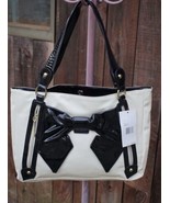 Betsey Johnson Bone Black Bow Zippers Tote Handbag BB84135 - $93.72 CAD