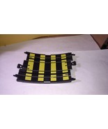 TYCO 5&quot; Upward Transition Track loop YELLOW B5879 SLOT Car HO - $5.47 CAD