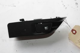 2004-2009 TOYOTA PRIUS FUEL DOOR LOCK RELEASE SWITCH 3748 image 3