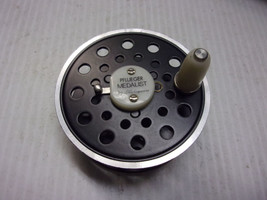 Vintage Pflueger Medalist Spool Made USA 2-5/8&quot; diameter - £18.09 GBP