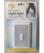 Light Switch Night Light  Battery Operated  Ideas in Motion Camp RV Kids... - $13.54 CAD