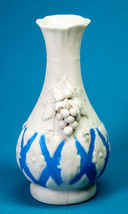 Bennington Parian Ware 5&quot; Vase Applied Grape Clusters - $13.70 CAD