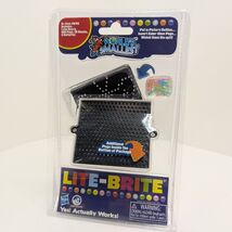 Worlds Smallest LITE BRITE Art Toy Miniature Light Bright Pegs and Paper - $13.34 CAD