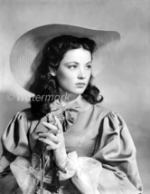 American celebrity Hollywood actress  Gene Tierney   8X10 PUBLICITY PHOTO - $9.89