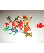 0/027- FIGURES- COWBOYS / HORSES  / ANIMALS AND MORE- H8 - $7.34 CAD