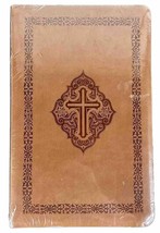New King James Version Holy Bible Leathersoft Pecan Embossed Cross &amp; Border 2011 - £12.48 GBP