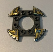 Lego 98343pb02 Ring 4 x 4 with Hole and Serrated Ends with Black and Pea... - $1.39 CAD