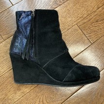 TOMS Desert Wedge Bootie Womens 8 Black Suede Leather Half Shimmer Ankle Boot - £35.32 GBP