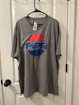 Pepsi Men&#39;s Short Sleeve T-Shirt Athletic Fit Size 2XL Gray Blue Red - £30.93 GBP
