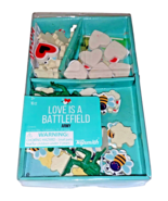 Toysmith Love is a Battlefield US ARMY &amp; Valentines Novelty Playset Gift... - £9.47 GBP
