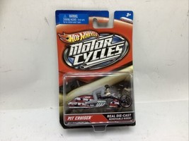 New American Flag Pit Cruiser Motorcycle w/ Rider - 2011 Hot Wheels Series - £7.57 GBP