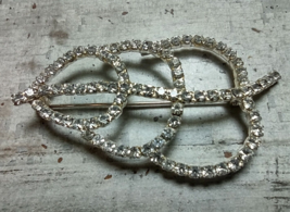 Vintage Clear Rhinestone Silvertone Sparkling Leaf Brooch Pin Costume 2 ... - £16.69 GBP