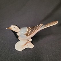 Vintage 1956 Goebel Hummel W. Germany Pied Wagtail Bird Porcelain Small ... - $17.32