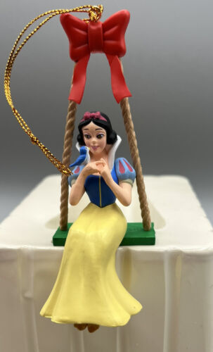 Primary image for Ornament Disney Snow White Bird Robin  Red Bow  #26232-128