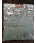 JCPenney Legwear Little Beige Average 2 Pair Knee Reg Stockings Nylons V... - $23.45 CAD