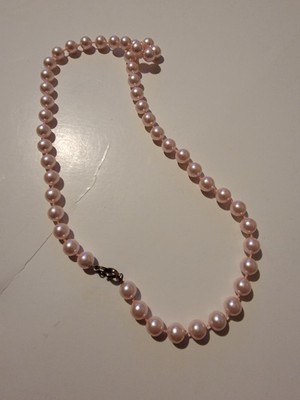 Estate Simple Light Pink Faux Pearl Necklace Vintage  - £18.73 GBP