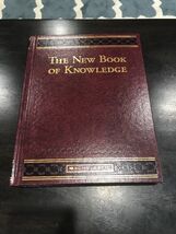 The New Book Of Knowledge: Scholastic - $34.53