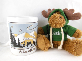 Beautiful Arctic Circle Bear and moose Scene 10 OZ Coffee Mug Cup Great gift - £11.83 GBP