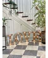 LOVE Metal LED Sign - €198,97 EUR LOVE Metal LED Sign - €198,97 EUR