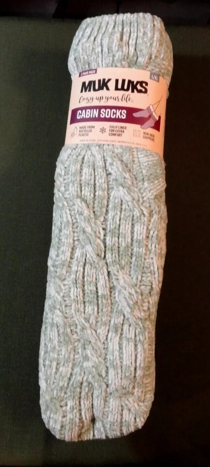 2 PAIR FULLY LINED MUK LUKS CABIN SLIPPER SHERPA SOCKS W/ GRIPPERS XL / L - $17.42