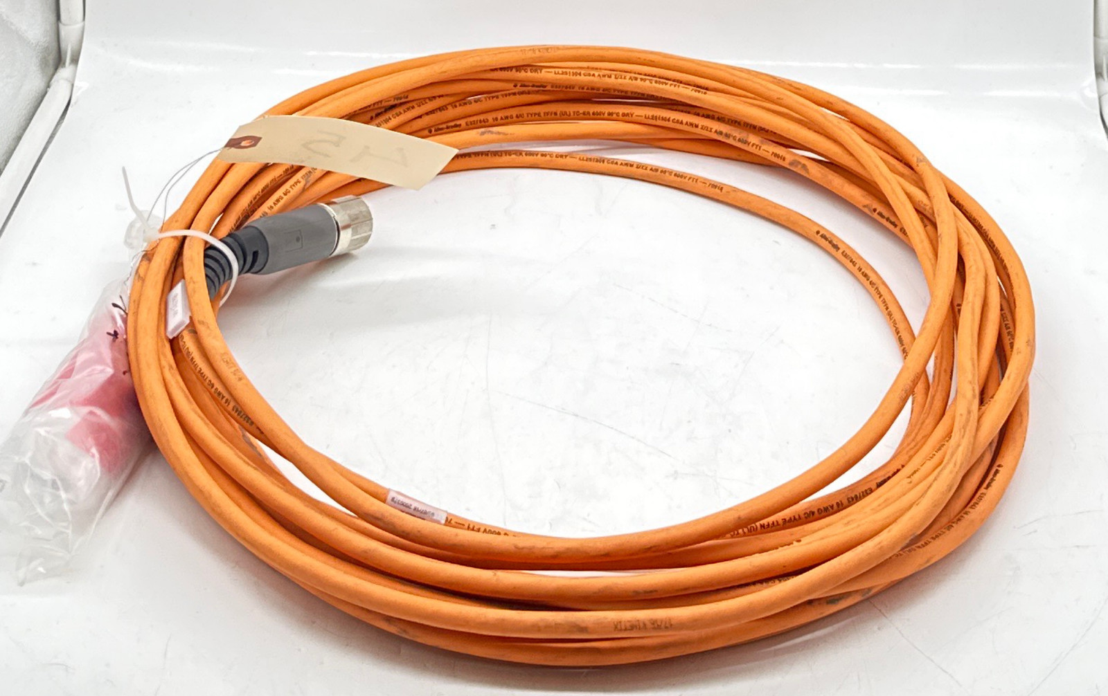 Allen-Bradley 2090-CPWM7DF-16AA15 S.A Power And Feedback Cable, 600V 16A... - $103.00