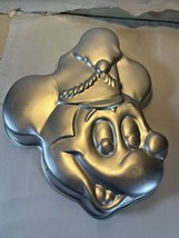 Wilton Walt Disney Productions Mickey Mouse Band Leader #515-302 Cake Pan - $4.95