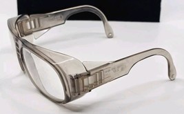 Vintage UVEX Pro Spec Z87 146 mm Safety Glasses - $235.97 MXN