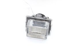 07-09 MERCEDES-BENZ S550 REAR LICENSE PLATE LIGHT Q3744 image 3