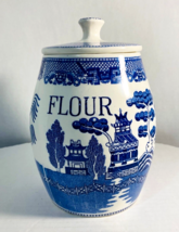 Vintage Churchill Blue Willow Made in Staffordshire England Flour Pot and Lid 9&quot; - £62.31 GBP