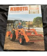 Original Kubota Diesel Tractor B8200 2WD/4WD Brochure sales booklet vtg - $9.90