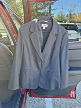 Talbots Women&#39;s Pinstripe Blazer Jacket Blue Gray Size 6 Used - £24.01 GBP