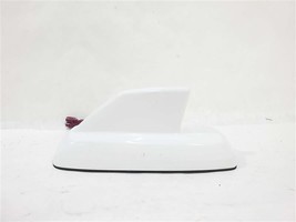 Radio Antenna PN 23196173 OEM 2015 Chevrolet Tahoe - $1,037.87 MXN