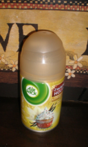 1 AirWick Freshmatic Ultra Spray Refill FROSTED VANILLA CUPCAKE DELIGHT - £12.30 GBP