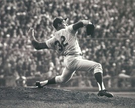 Sandy Koufax 8X10 Photo Los Angeles Dodgers Mlb Baseball Picture B/W Game Action - $4.94