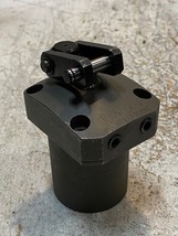 Kosmek Hydraulic Link Clamp X4L54938-03 | TK0551-GC-1 *Missing Little Pin* - $55.95