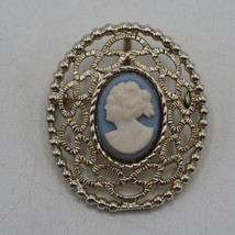 Sarah Coventry SC Blue Lady Cameo Brooch Pin - $35.49