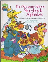 ORIGINAL Vintage 1980 Sesame Street Storybook Alphabet Hardcover Book - £15.67 GBP