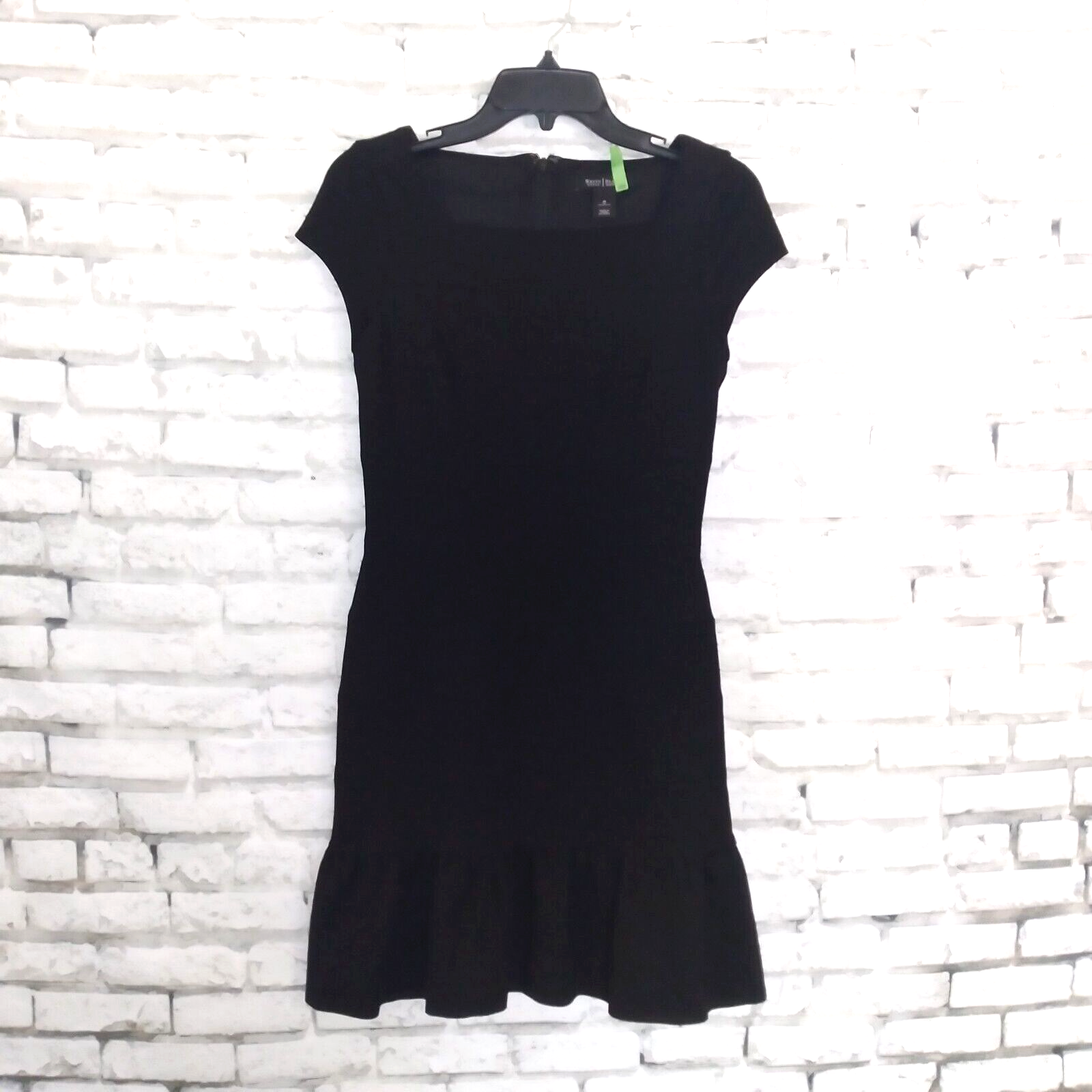 White House Black Market Dress Womens 0 Black Ruffle Hem Cap Sleeve Sheath - £18.68 GBP
