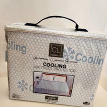 Queen size Mattress Protector NWT - $241.61 MXN