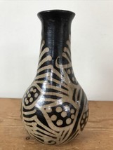 Vtg Southwestern Earthenware Clay Narrow Neck Rounded Flower Bud Vase 9.25&quot; - £39.50 GBP