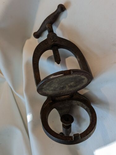 Primary image for Antique 1884 Osborne Cast Iron Juicer Meat Juice Press Tool No 2 Table Clamp