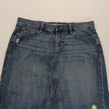 Old Navy RN#54023 Women's Blue Cotton Frayed Bottom Denim Skirt Size 8 image 12